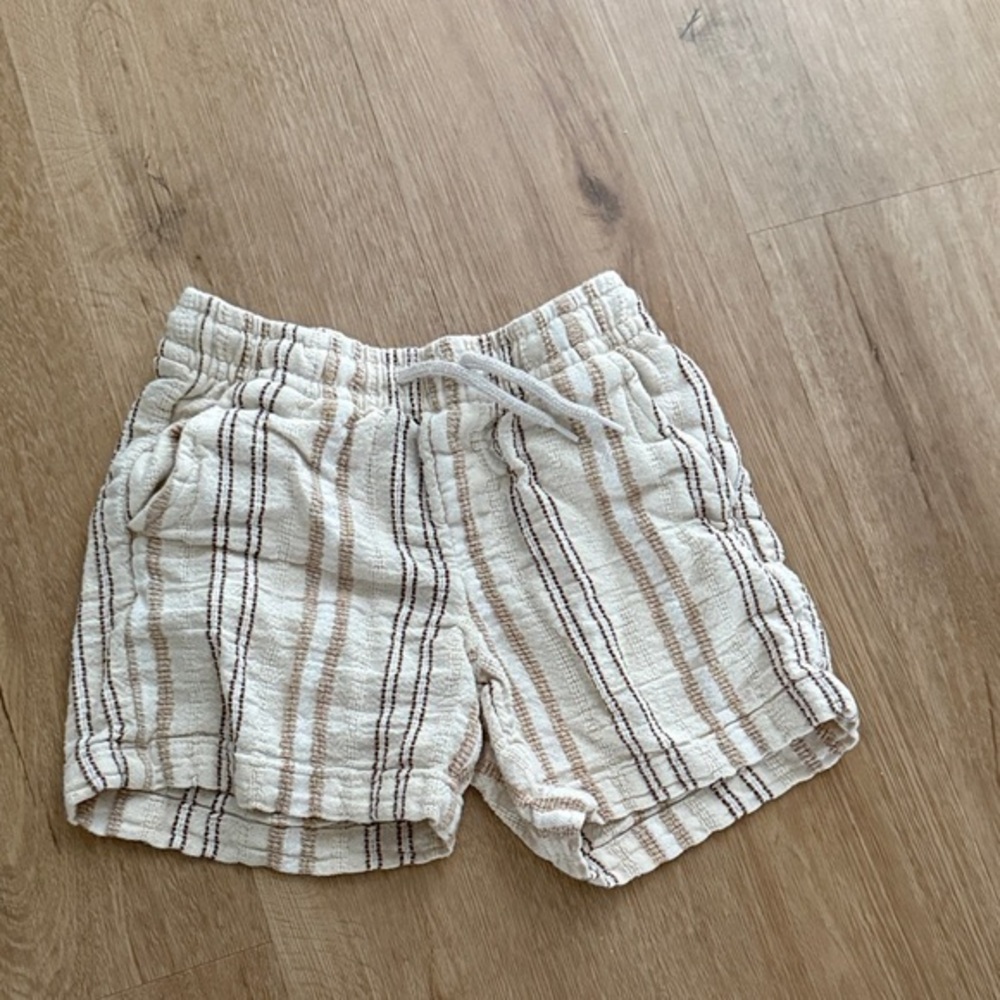 art class shorts